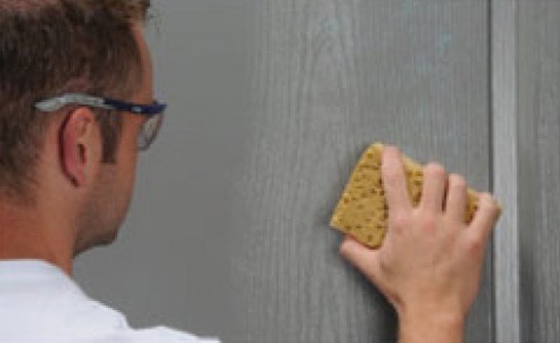 Recouvrir une ancienne peinture glycéro à Montivilliers 76
